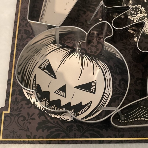 Halloween Cookie Cutters - Picture 4 of 11